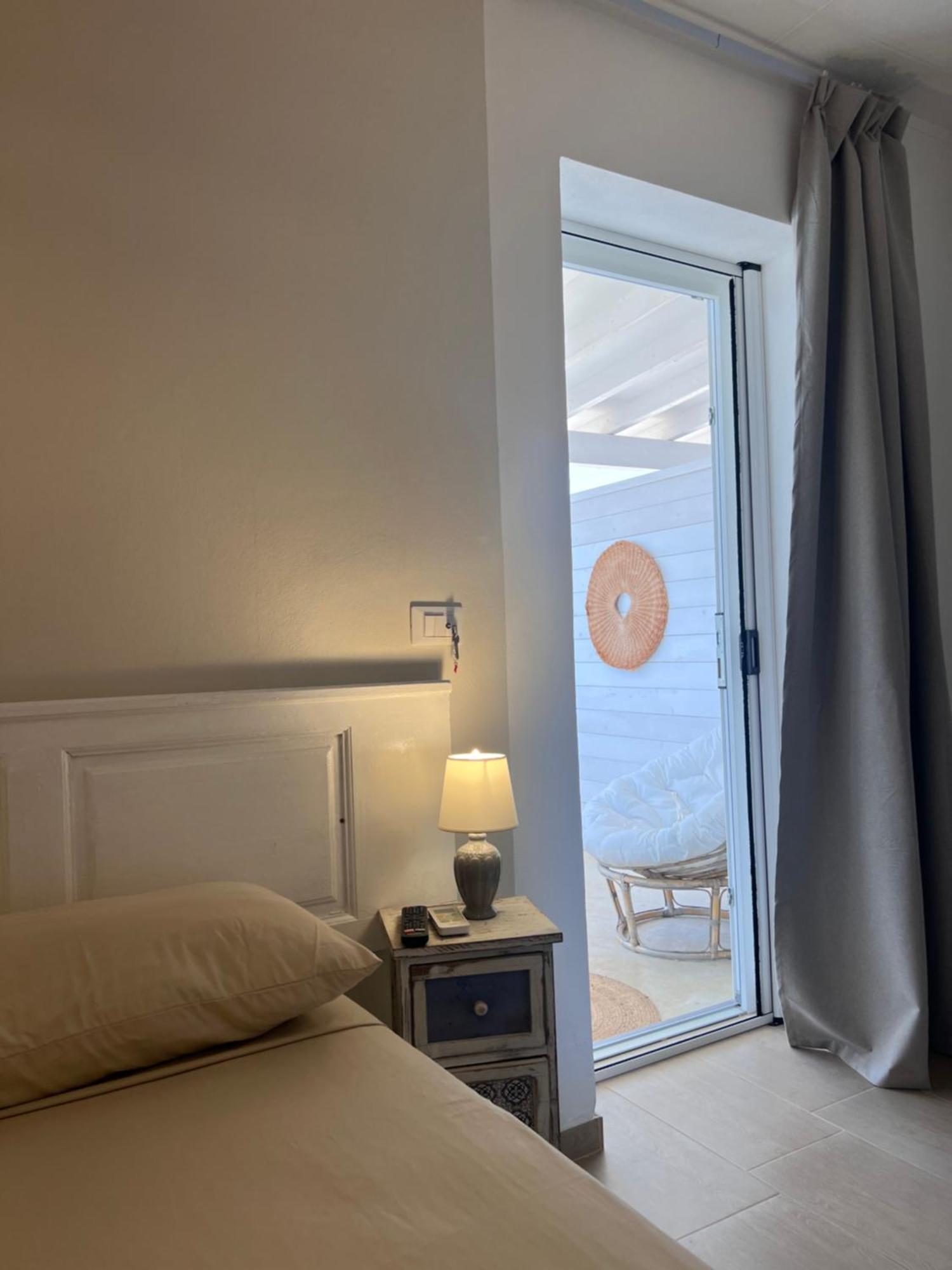 Le Stanze Di Chloe Hotel Taviano  Buitenkant foto