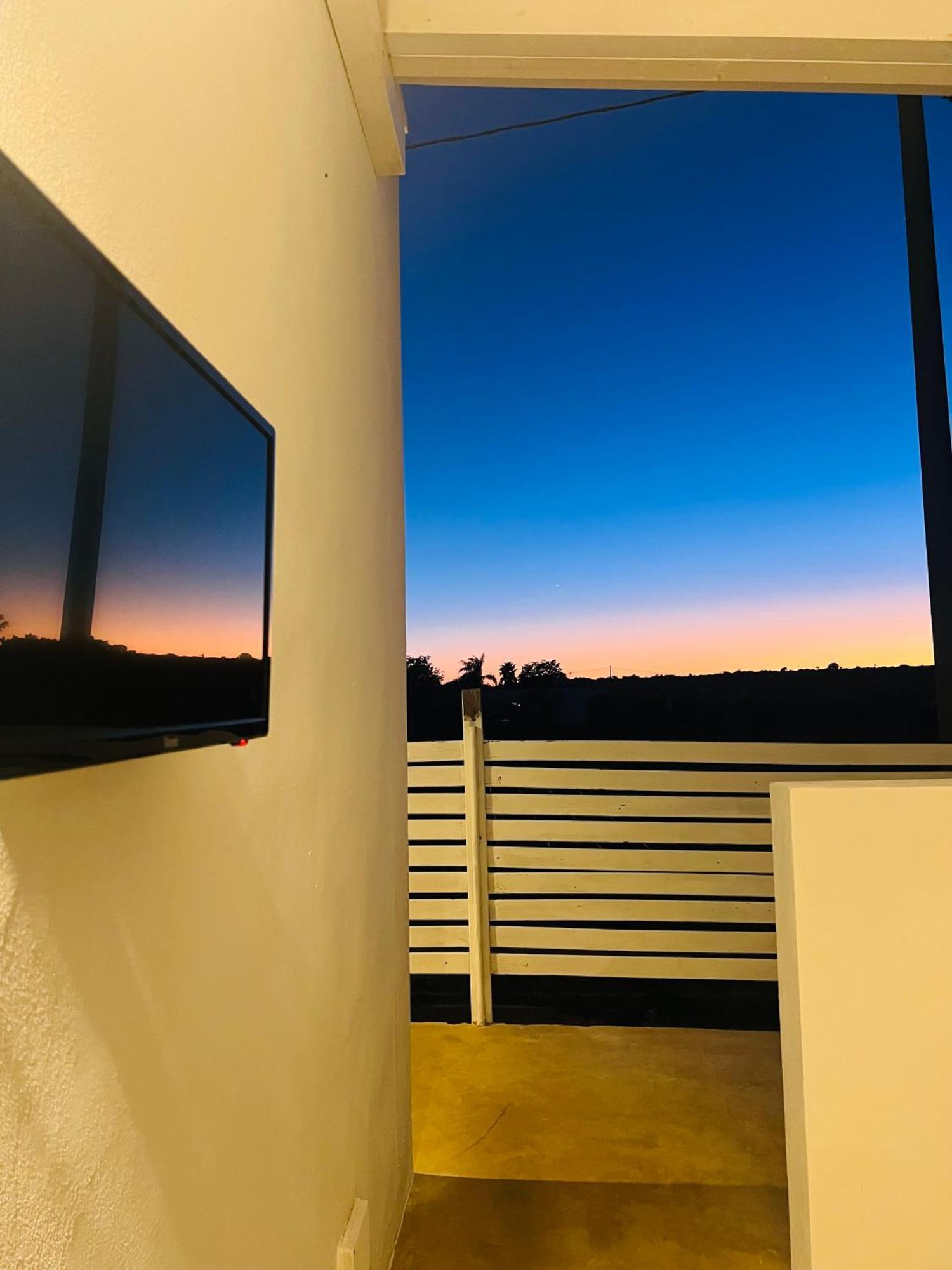 Le Stanze Di Chloe Hotel Taviano  Buitenkant foto