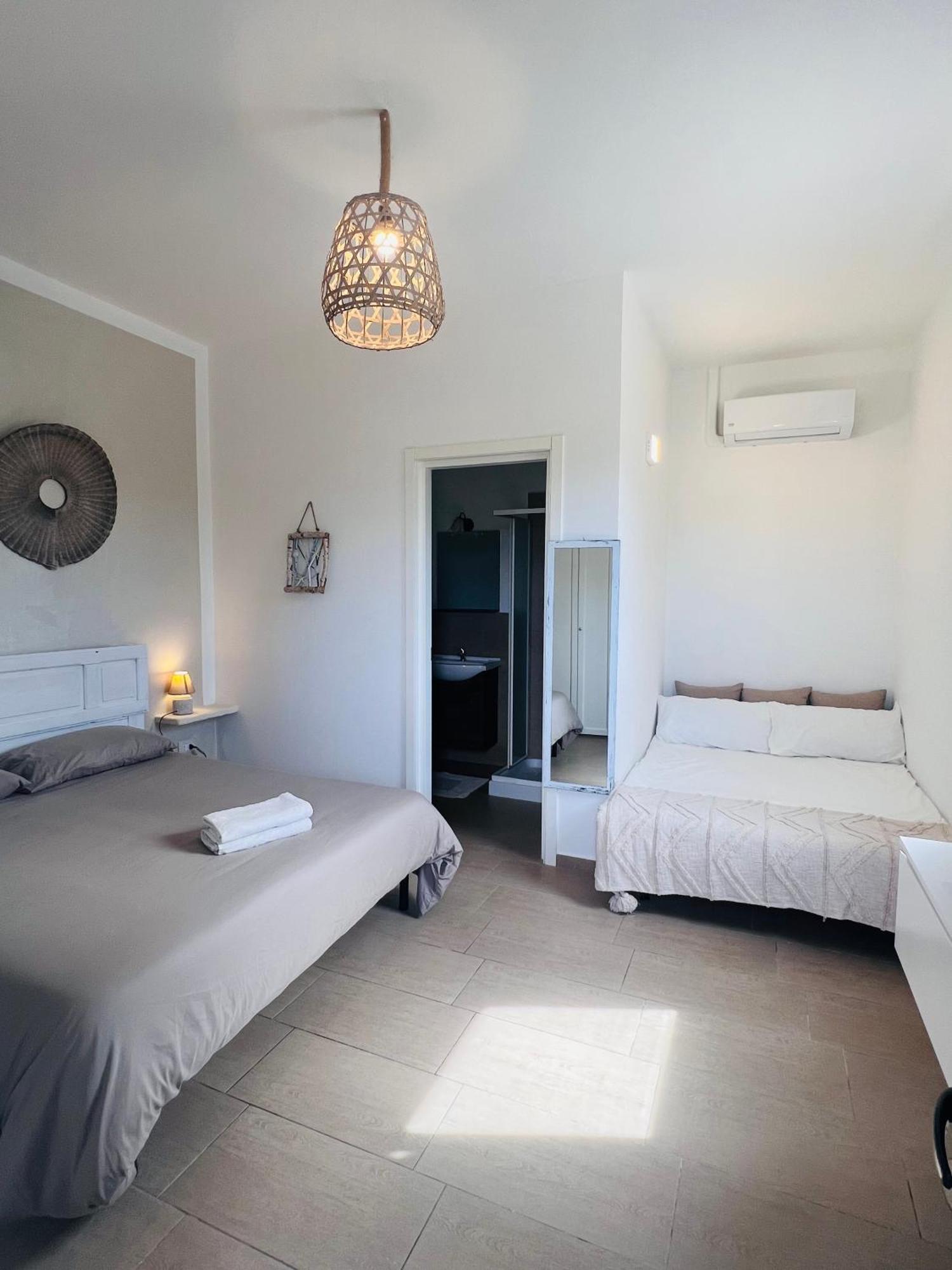 Le Stanze Di Chloe Hotel Taviano  Buitenkant foto